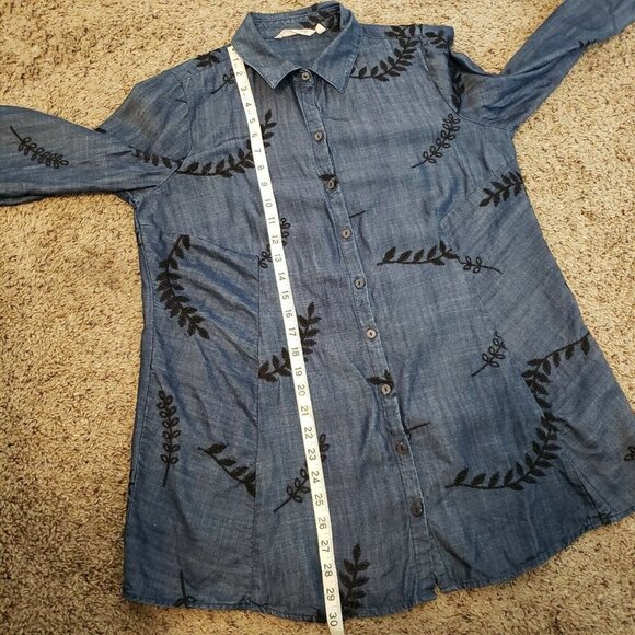Soft Surroundings Papyrus Chambray Button Down M - Picture 6 of 8